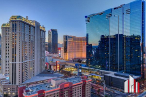 Signature 2Br3Ba F1 View Balcony Ste 30-719 and 21